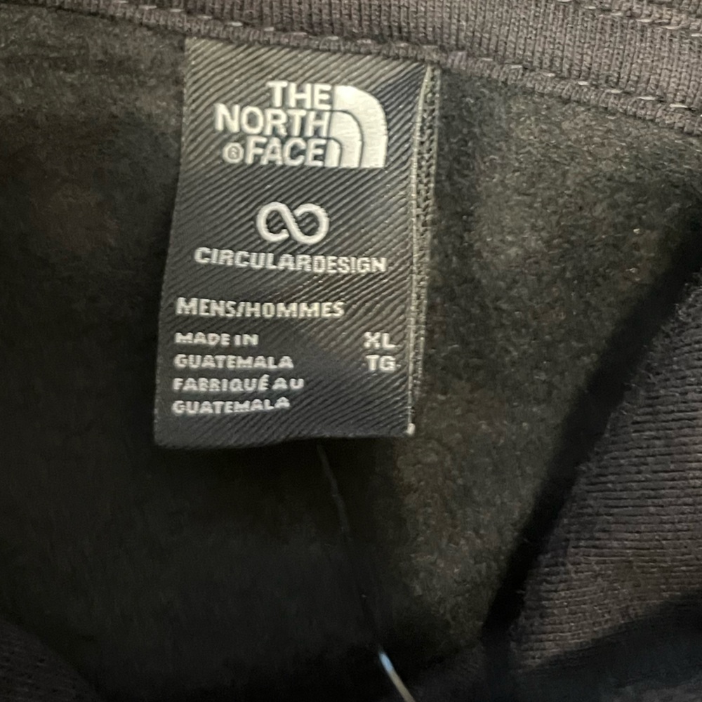 NWT North Face Men’s Hoodie - Picture 2 of 5